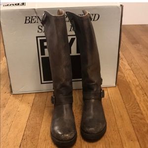 Women’s Frye boots